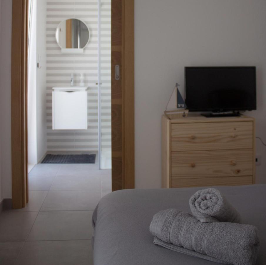 לאגוּ‏ש Almas Rooms מראה חיצוני תמונה