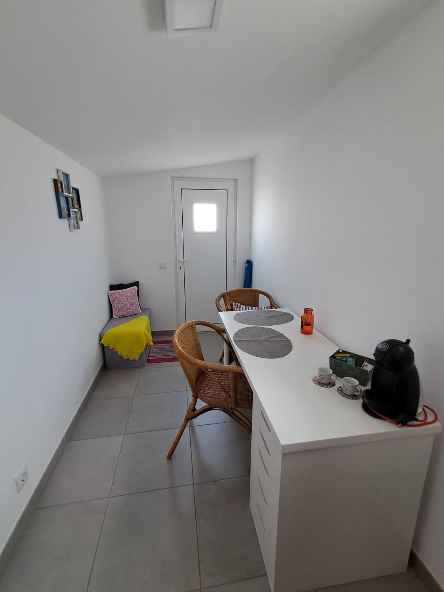 לאגוּ‏ש Almas Rooms מראה חיצוני תמונה